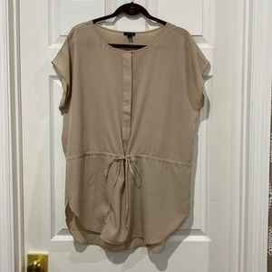 Ann Taylor flutter top size large in khaki.